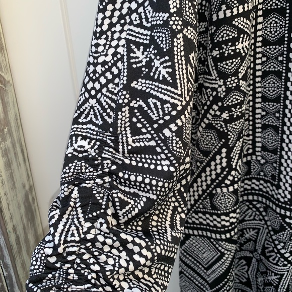 AB studio Xlarge tunic top - Picture 7 of 11